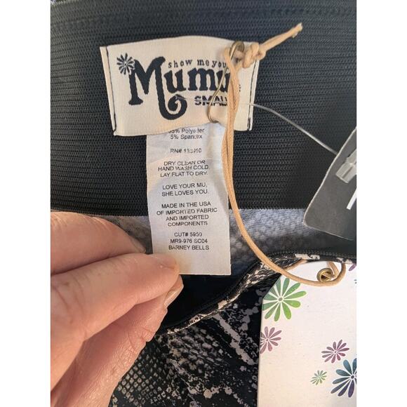 Show Me Your Mumu Barney's Bells Pants Sz Small Snakeskin Pull On Bell Bottoms - Picture 8 of 8